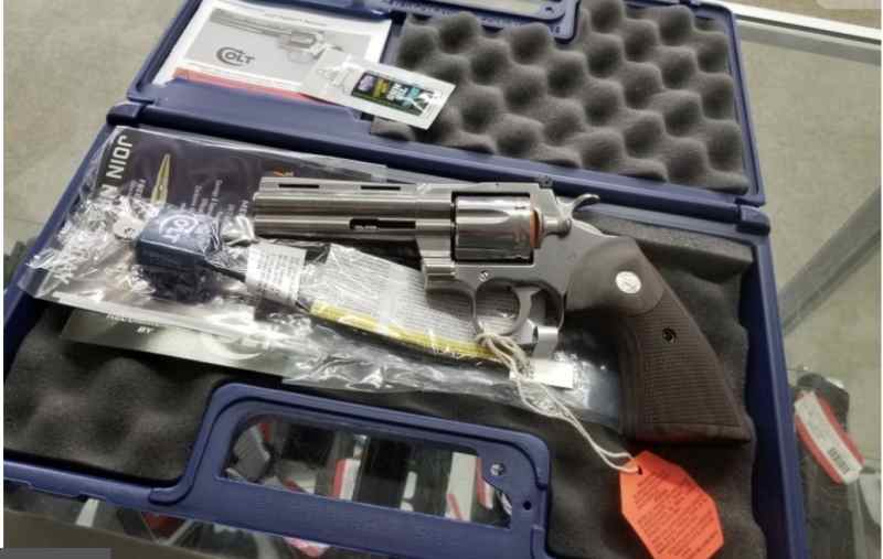 Colt Python 4&quot; Stainless New SP4WTS