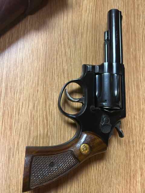Old Taurus 82 