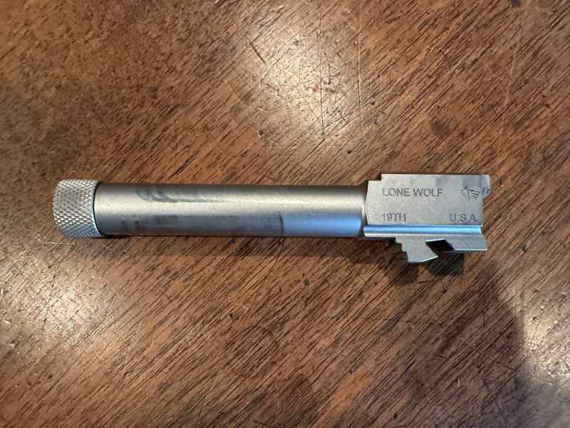 Lone Wolf Glock 19 extended threaded barrel 1/2x28