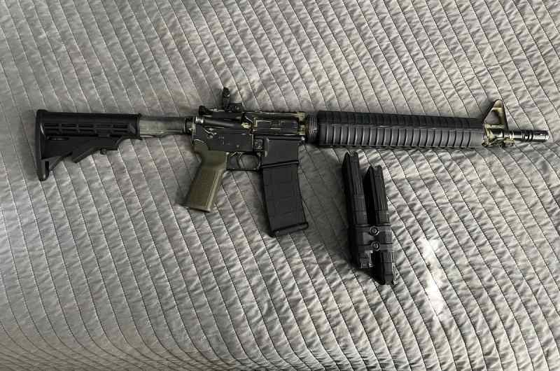 AR-15 
