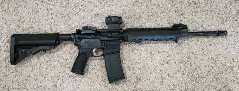 Springfield Saint AR 15 LE Style