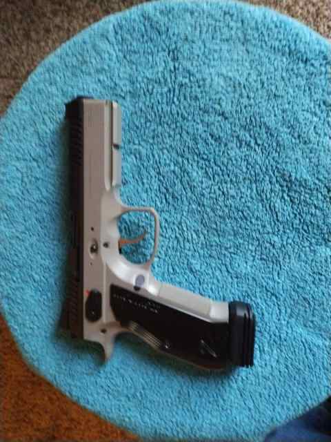 CZ Shadow 2 