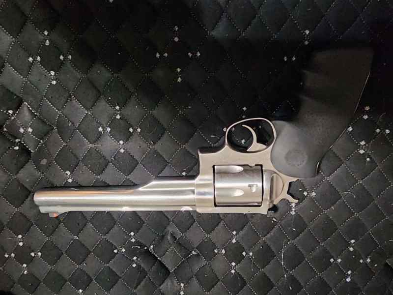 Ruger Redhawk Hunter 