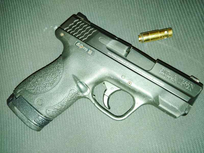 Smith and Weston M&amp;P Shield