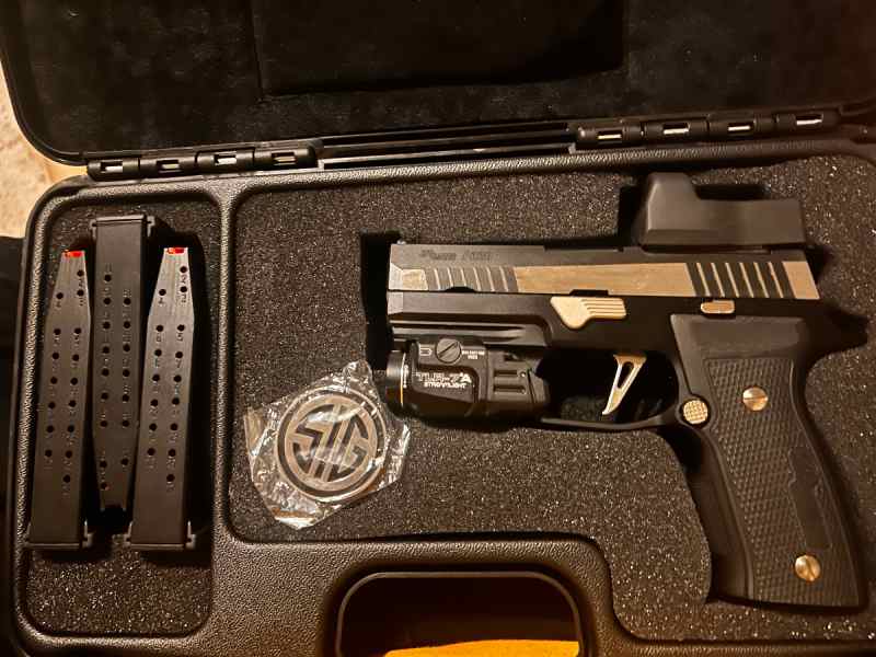 Sig Equinox