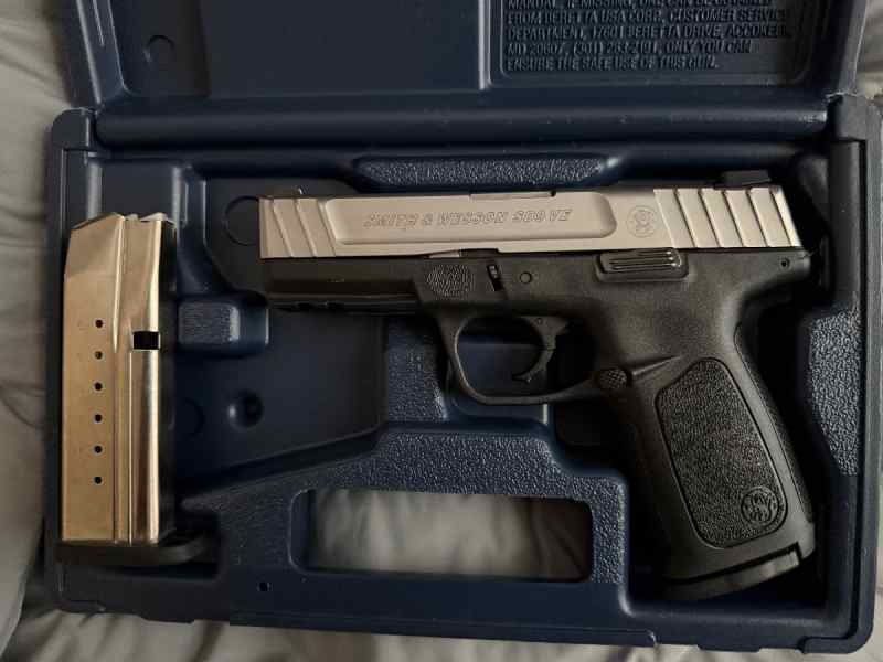 S&amp;W SD9VE 