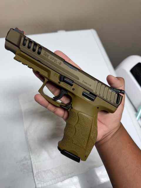 H&amp;K VP9-L FDE