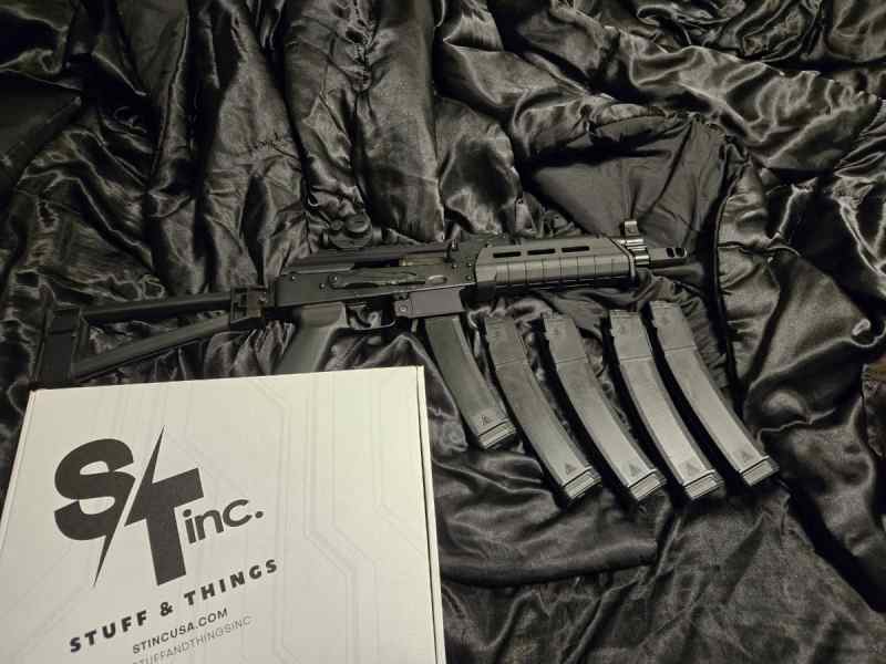 Akv plus 5 mags plus bizon kit plus ammo