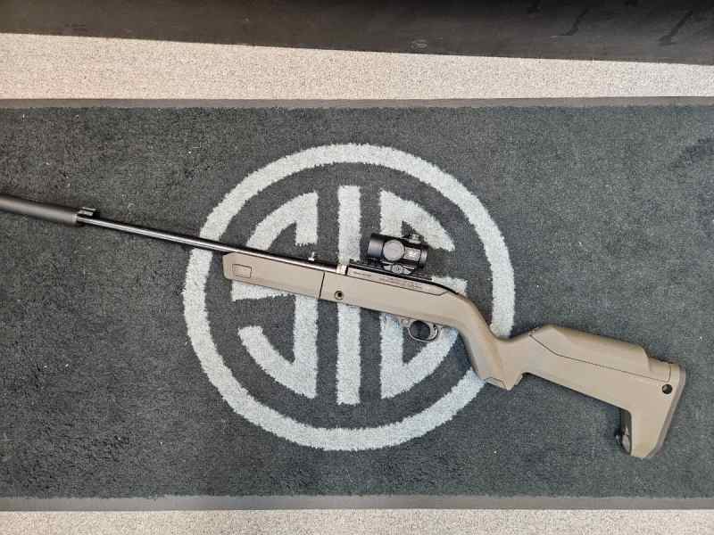 Ruger 10/22 takedown Magpul Backpacker 