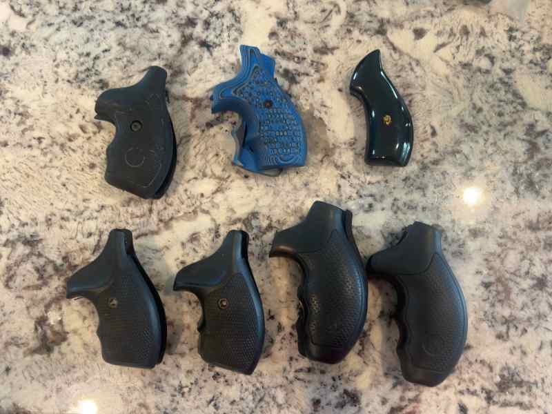 S&amp;W J Frame grips 