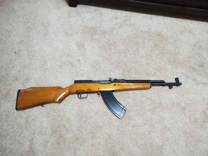 Norinco Sks-M takes AK-47 magazines 7.62x39