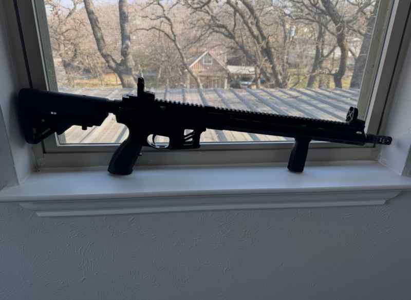 Daniel Defense Upper / UIC Lower