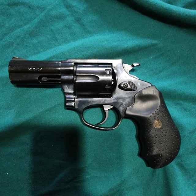 Rossi 357 revolver