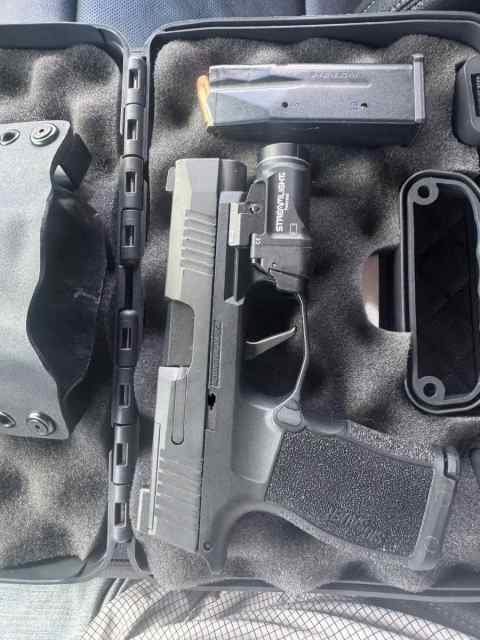 Sig P365XL and Apollo 11 FDE 9mm 2011
