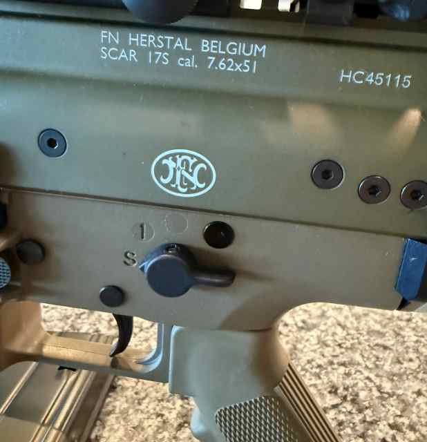 Photo7.jpg