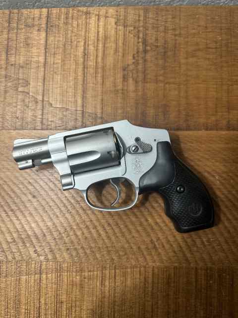 S&amp;W 642 .38