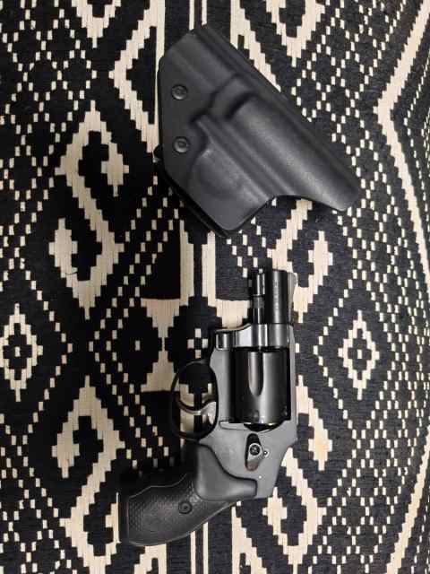 Smith and wesson 38 special featherweight revolver