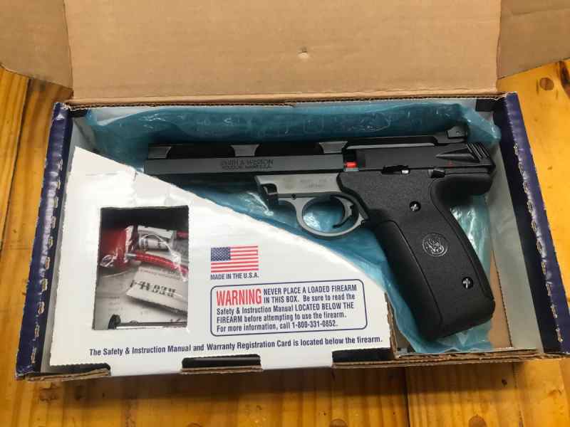 Smith &amp; Wesson 22A Target Pistol 