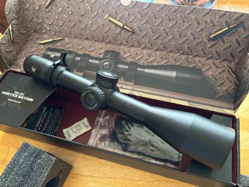 Vortex Venom 5x25-56 MOA FFP