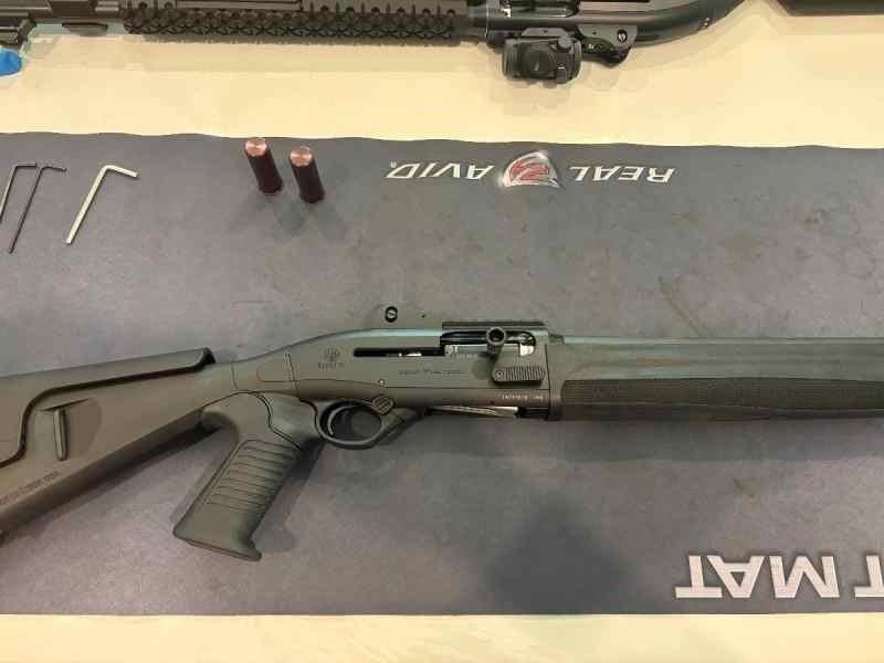 Beretta 1301 Tactical LE with Mesa Urbino stock