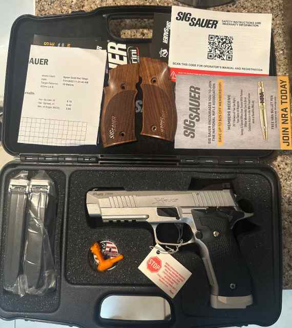 Sig P226 X5 New Unfired With Extra Grips