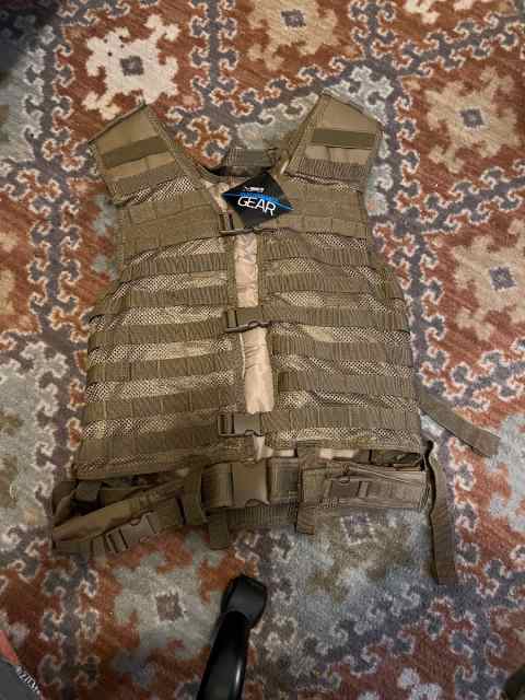 Tactical chest rig