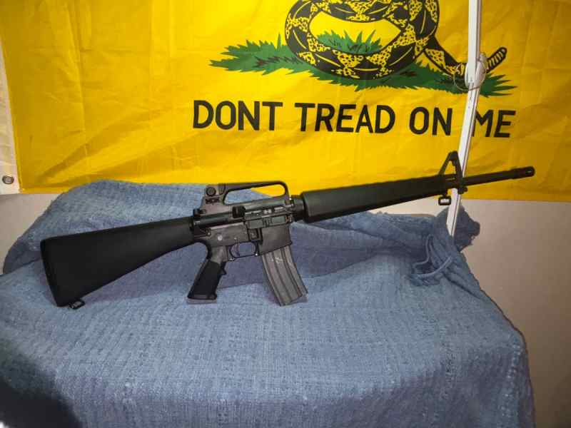 Colt AR 15 .... LE 