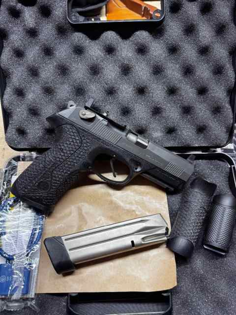 Langdon Tactical Beretta PX4 Storm 