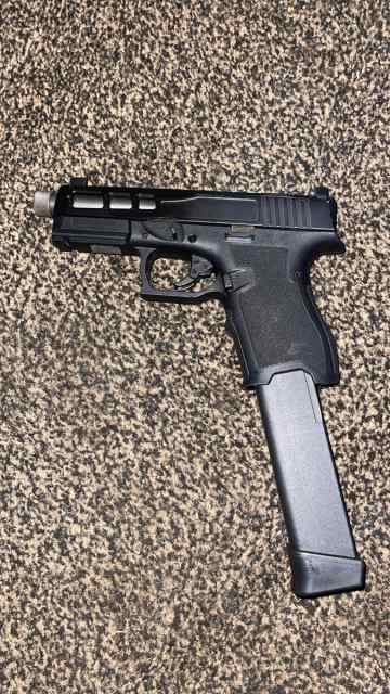 Glock 17