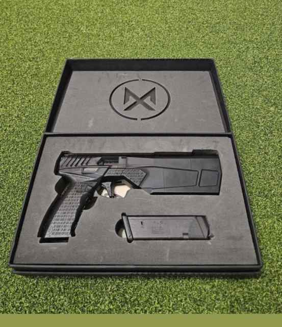 Silencerco Maxim9 Pistol 9mm Integrally Suppressed