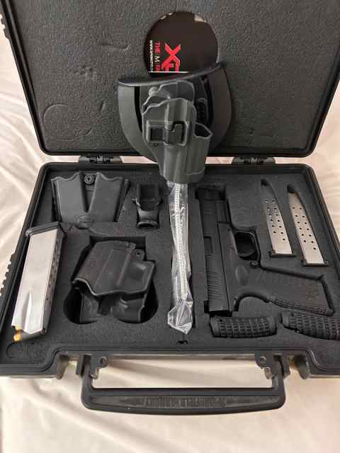 Springfield XDM  40 cal. plus ammo WTS/WTT 