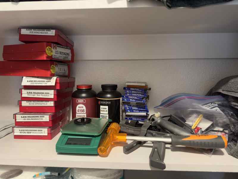 Lot of Reloading Tools