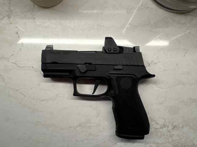 P320