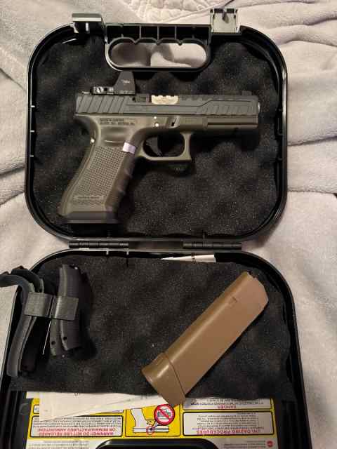 Custom Glock 17 Gen 4 – Fully Built
